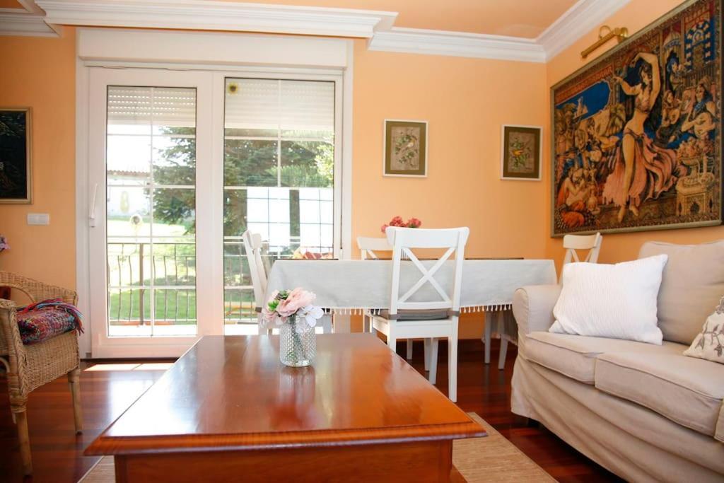 Chalet Con Magnificas Vistas Al Mar Перлора Екстериор снимка