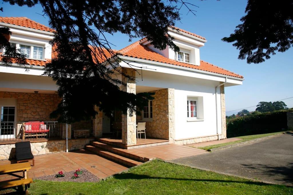Chalet Con Magnificas Vistas Al Mar Перлора Екстериор снимка
