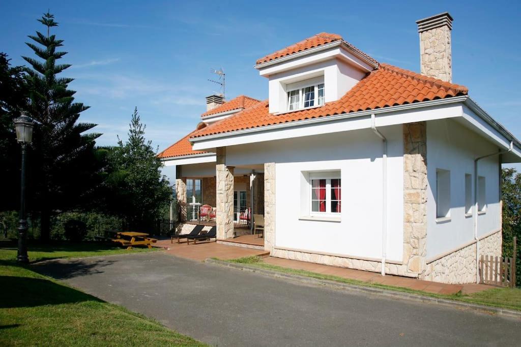 Chalet Con Magnificas Vistas Al Mar Перлора Екстериор снимка